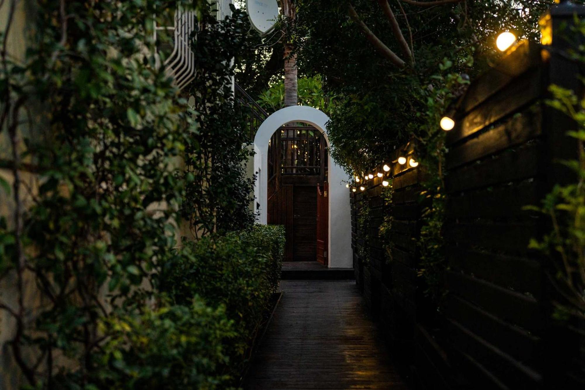 Apartment Point's Pod - Indulge In An Urban Oasis Cape Town
