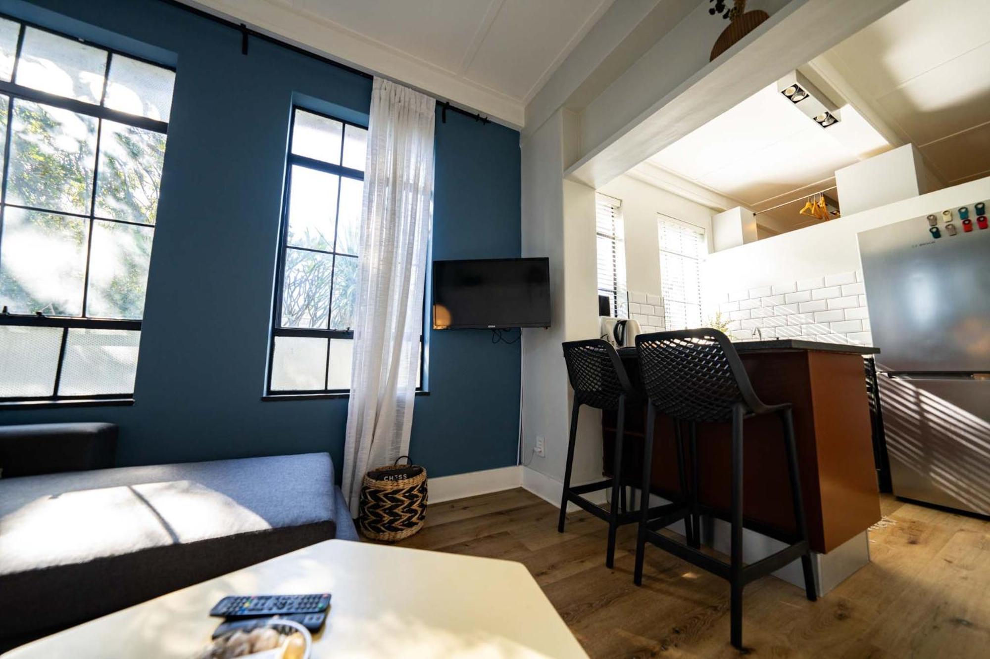 Point's Pod - Indulge In An Urban Oasis * Cape Town